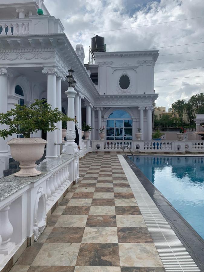 Dream Palace Resort Kathmandu Bagian luar foto