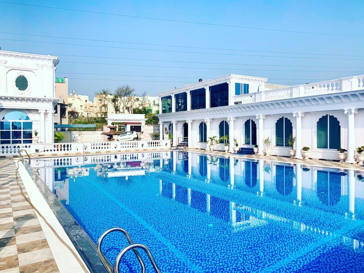 Dream Palace Resort Kathmandu Bagian luar foto