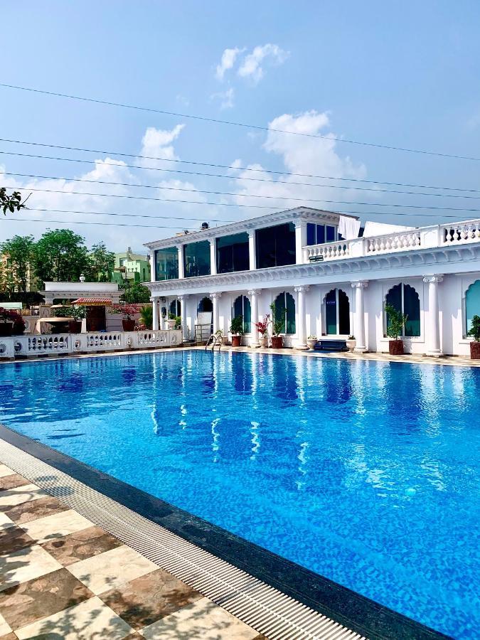Dream Palace Resort Kathmandu Bagian luar foto