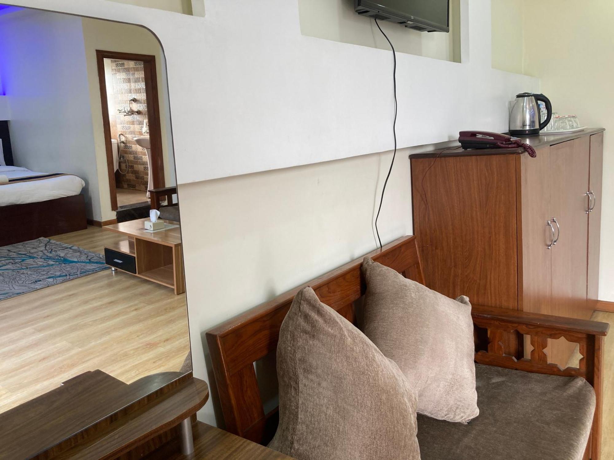 Dream Palace Resort Kathmandu Bagian luar foto